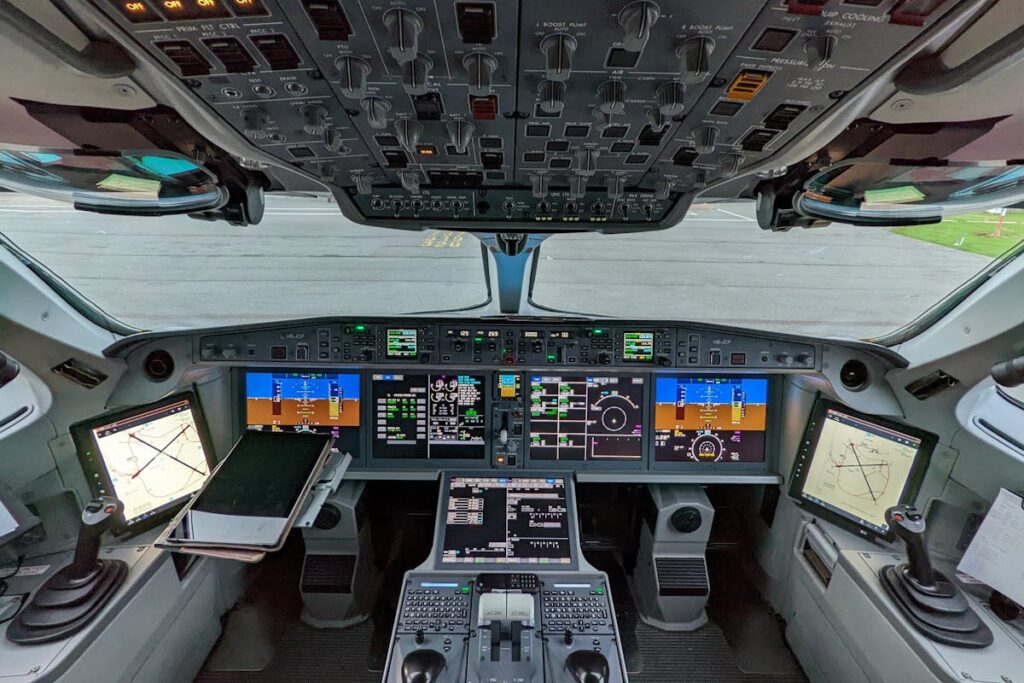 How to Buy a Used Full Flight Simulator: Complete Guide 2026